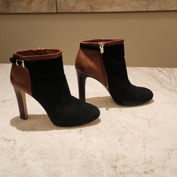 Banana Republic Heeled Booties - Picture 5 of 8
